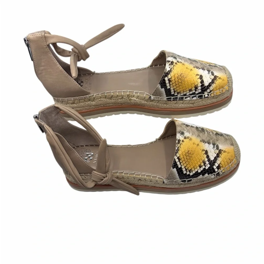 Women's Snakeskin Espadrille Flats Vince Camaro size 9 (40) EUC